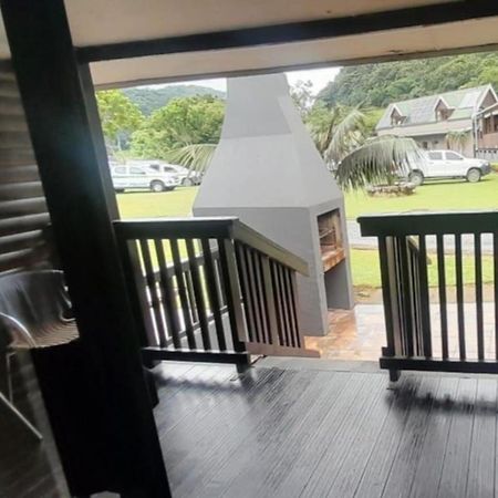 Port St Johns River Lodge Port Saint Johnʼs 外观 照片