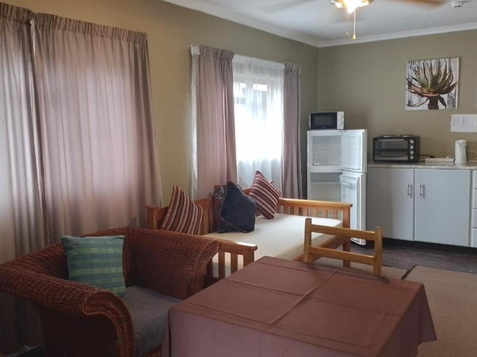 Port St Johns River Lodge Port Saint Johnʼs 外观 照片